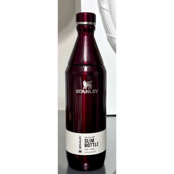 Stanley All Day 20oz Slim Bottle, GARNET SHINE - Picture 2 of 6